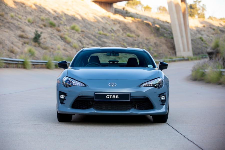  Toyota GT 86 2018 года  (ZA) (фото 16 из 19)